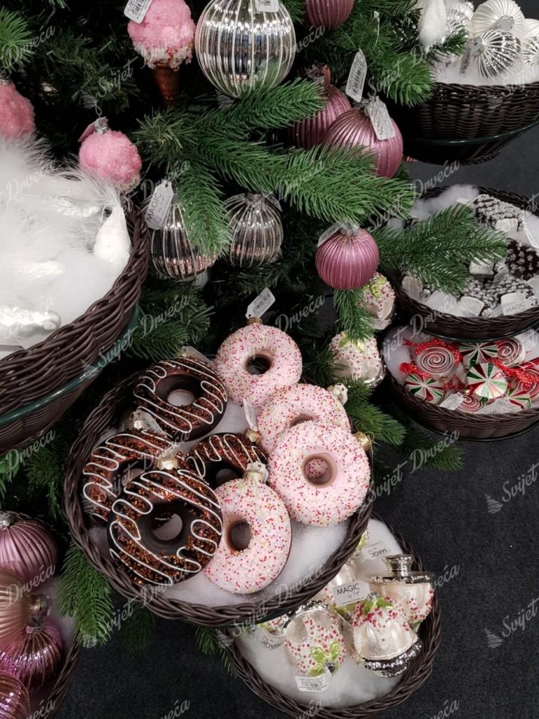 Božićni ukrasi u obliku slatkiša